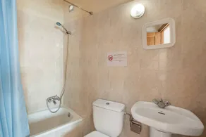 'Habitación 4' with Wi-Fi - Image 4