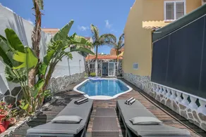 Appartement avec piscine, terrasse et jardin | Vue mer | À côté de la plage | Parfait pour le travail à distance - Image 2