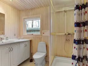 Child-friendly lovely holiday home with BBQ, terrace & sauna | Close to the beach | Dogs allowed - Image 4