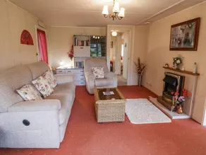 Cottage with garden - Image 5