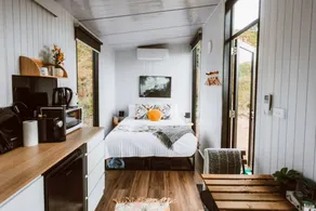 Eco-Friendly and Pet-Friendly Tiny House with Beautiful River Views in Tasmania, Australia - Image 4