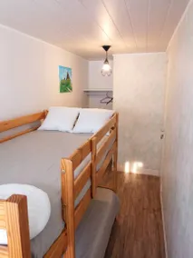 Holiday home with terrace - Image 5