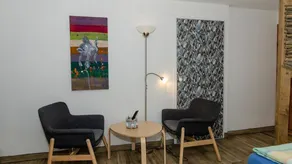 Holiday apartment with terrace & garden - Image 2