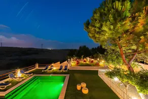 Ferienhaus mit privatem Pool, Terrasse und Whirlpool - Image 3