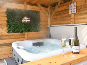 Cottage entièrement équipé avec jardin et jacuzzi - Image 2