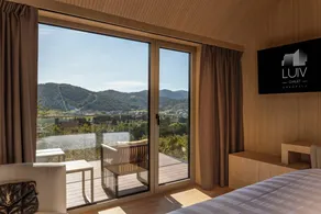 Villa with garden, barbecue & terrace | City view - Image 5