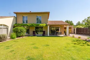 Holiday home with terrace, garden & BBQ | Garden view - Image 2