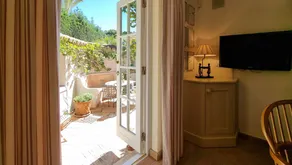 Villa avec jardin et piscine privée - Image 3