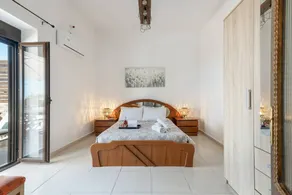 Beautiful holiday home with BBQ & terrace | Sea view | Pets are welcome - Image 3