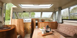 Boat with terrace - Image 4