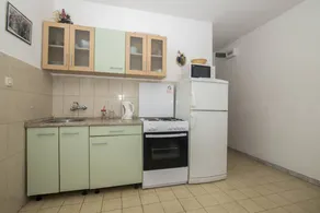 Nice flat with terrace & barbeque | Garden view | Pet-friendly - Image 5
