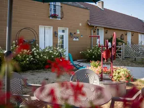 Cottage with garden & barbeque | Pets are welcome - Image 2