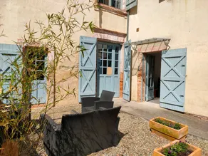 Family-oriented flat with terrace | Garden view | Good for workation | Pet-friendly - Image 2