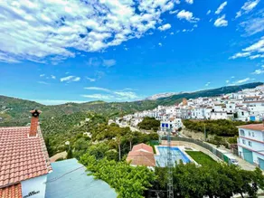 Elegant Villa with Jacuzzi in Canillas de Albaida - Image 4