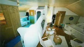 Apartment with pool & garden - Image 2