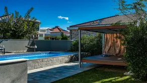 Villa with terrace, barbecue & private pool | Sea view - Image 2