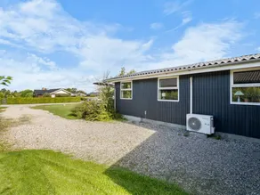 Holiday home with barbecue, terrace & private pool - Image 4