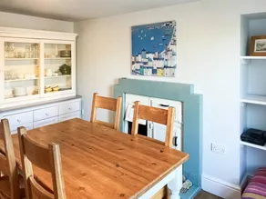 Cottage with terrace, BBQ & garden - Image 5