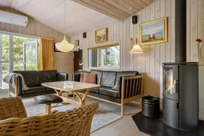 Holiday home with barbeque, sauna & terrace - Image 3