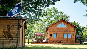 Chalet with garden, terrace & barbeque | Nature view - Image 2