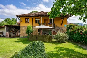 Casa con terrazza, piscina riscaldata e giardino | Vista sul giardino - Image 2