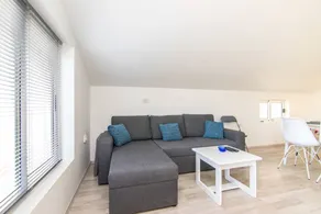 Flat with barbeque & garden | Garden view - Image 4