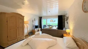 Charming holiday apartment | Mountain view - Image 5