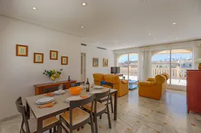 Holiday apartment with terrace - Image 5