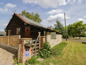 Child-friendly cottage with garden | Pets allowed - Image 2
