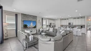 Spacieuse villa conviviale et familiale avec jardin, piscine privée et jacuzzi - Image 3