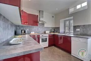 Gite with barbecue, terrace & garden - Image 2