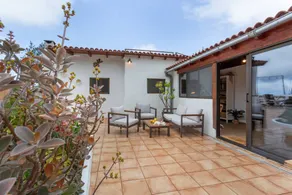 House with private pool, terrace & garden - Image 5