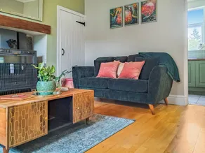 Child-friendly lovely cottage with garden | Dogs allowed - Image 3