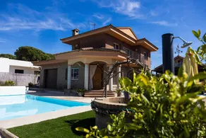 Pool and Nature Just 20km from Costa Brava Beaches - Image 4