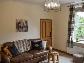 Family-oriented pleasant cottage with garden | Pets are welcome - Image 4