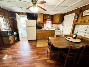One Bedroom Lake Cabin on Lake Taneycomo, Rockaway Beach, Missouri - Image 5