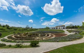 Espléndida villa apta para familias con piscina climatizada y barbacoa - Image 3