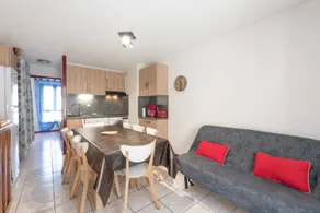 Flat with terrace - Image 4