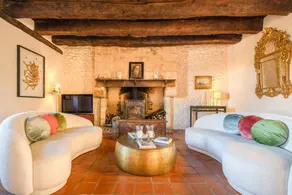 House with garden, private pool & terrace | Perfect for remote work - Image 2