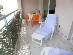 Appartement de vacances avec jardin et terrasse - Image 5
