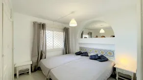 Apartment with terrace, pool & garden | Sea view - Image 4