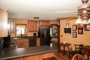 House with garden - Image 3