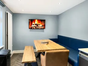 Cottage with garden | River view - Image 3