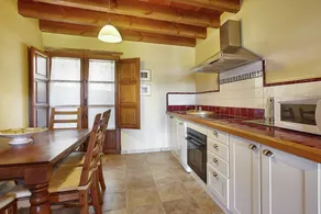 Voll ausgestattetes Landhaus mit Garten, Pool und Terrasse | Naturblick - Image 3