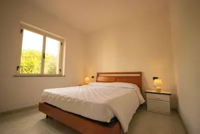 Flat with garden, BBQ & terrace | Garden view - Image 3