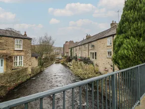The Cottage - Image 5