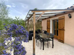 Villa with garden, terrace & BBQ - Image 4