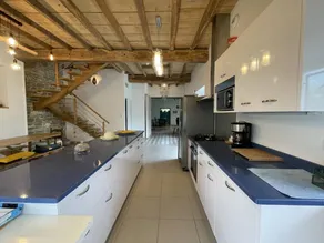 Fully equipped gite with barbeque, garden & terrace - Image 4