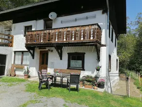 Apartamento vacacional con jardín | Vistas a la montaña - Image 5