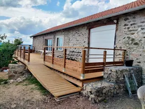 "Gîte Du Bachat" mit Bergblick und privater Terrasse - Image 4